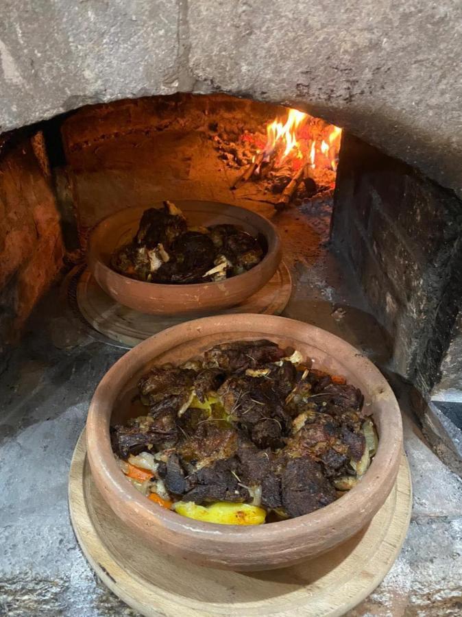 מלון Peshkopi Bujtina Vrenezi מראה חיצוני תמונה